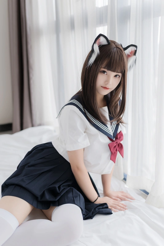 猫耳JK - 蜜汁猫裘