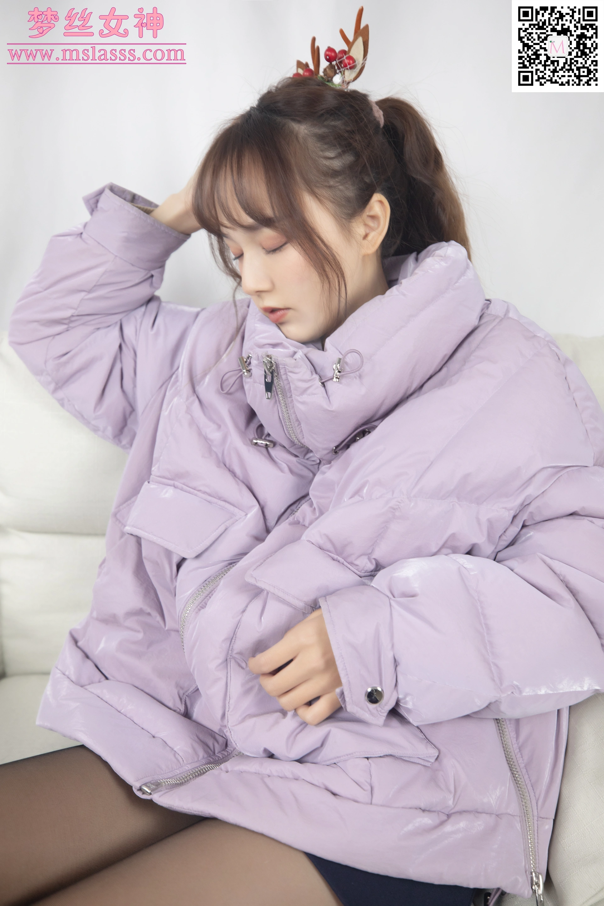 MSLASS梦丝女神 - 2020.01.05 NO.081 玥玥 黑丝袜的搭配 1