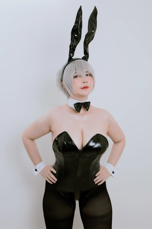Uzaki Bunny Suit - Uy Uy