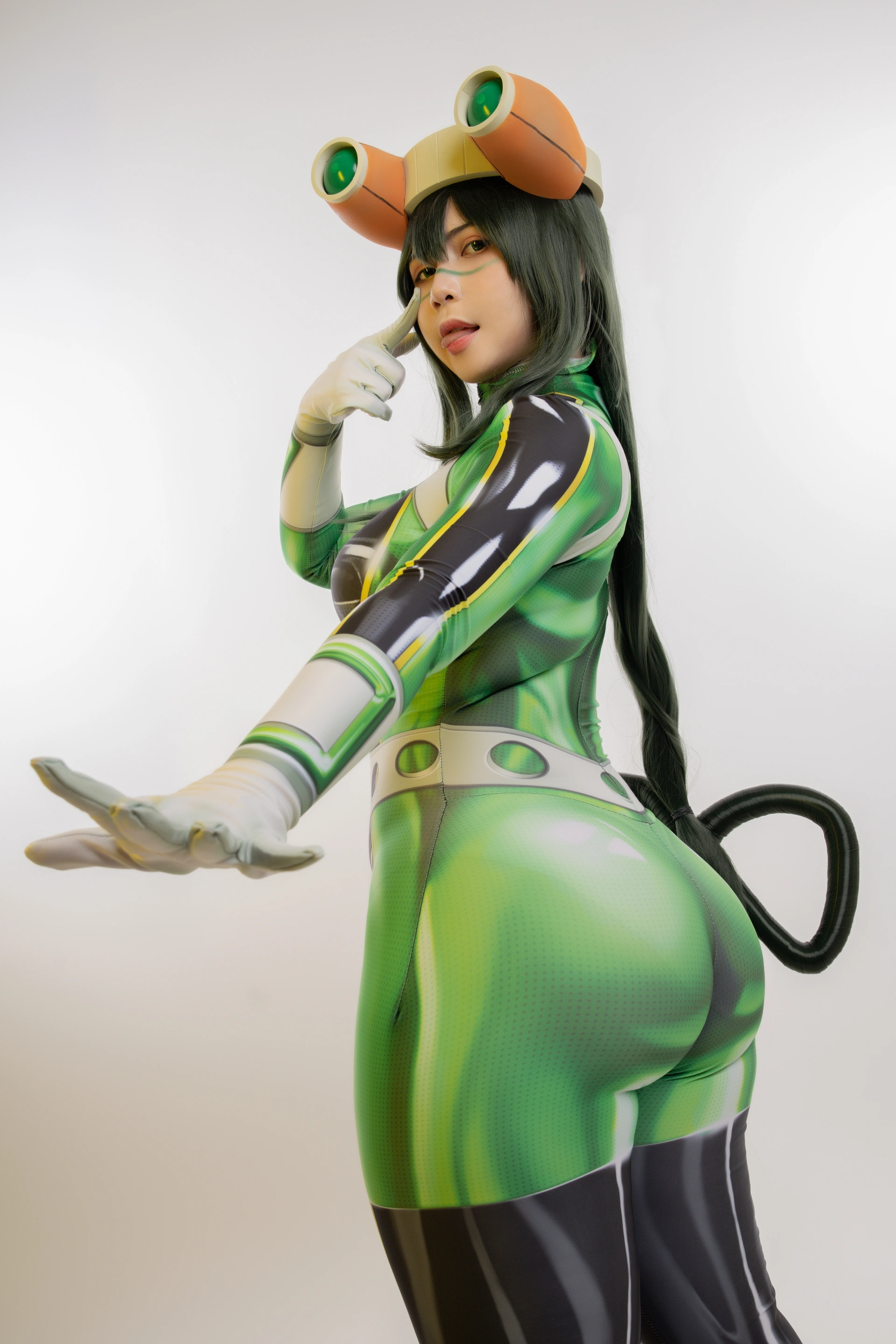 Uy Uy - NO.15 Froppy 3