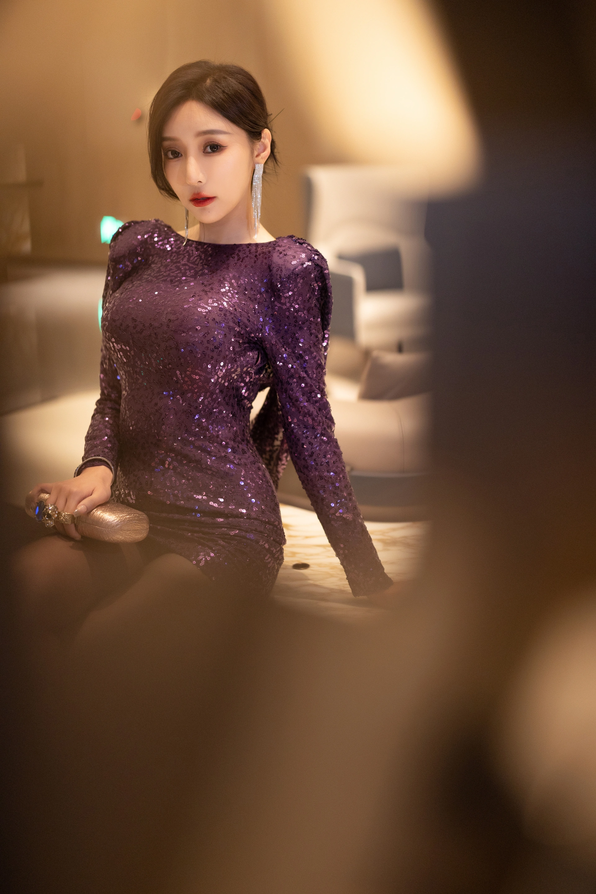 王馨瑶Yanni – NO.014 内购无水印 紫色亮片大露背 1